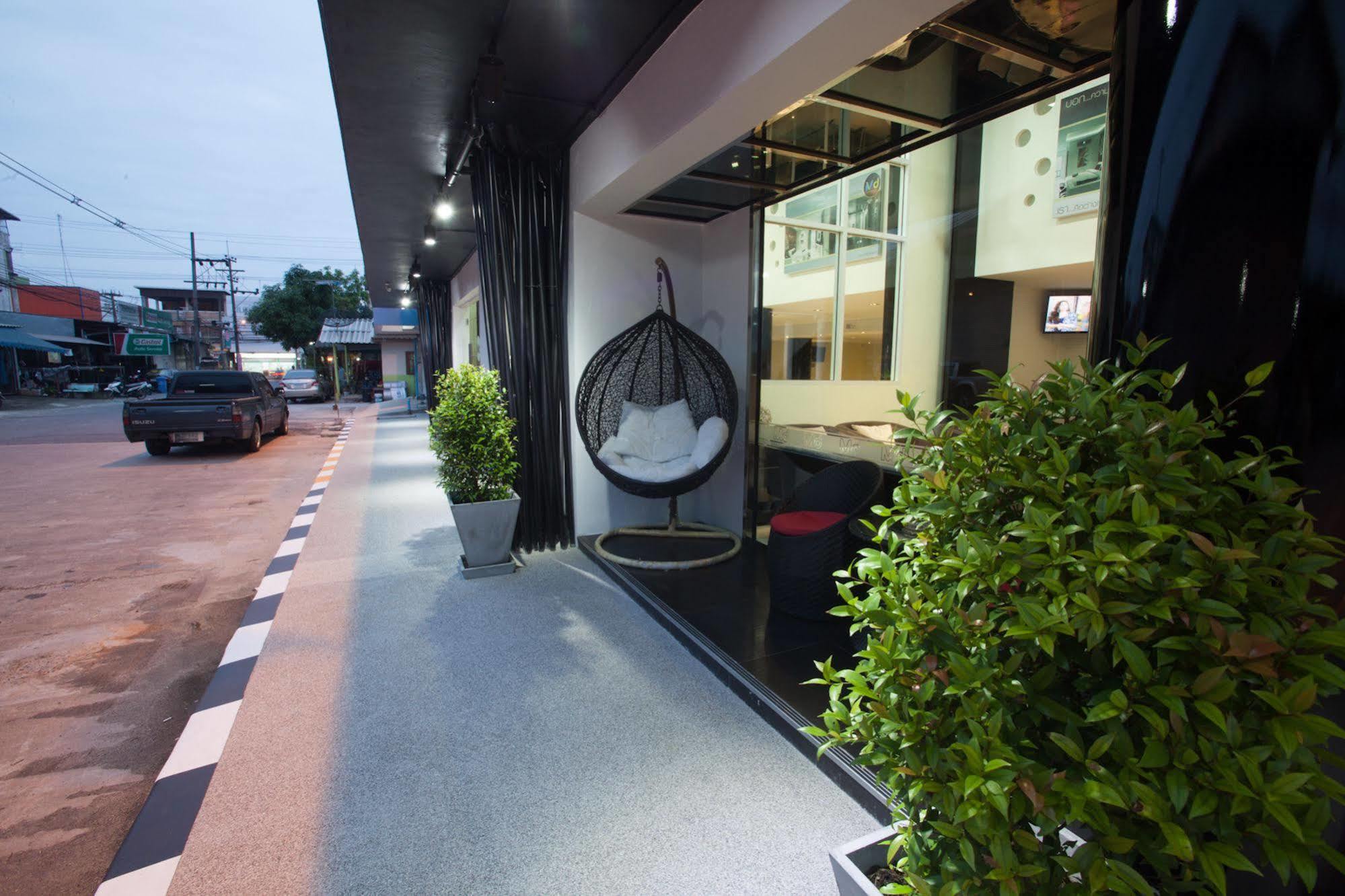 Md Grand Hotel Nakhon Накхонсітхаммарат Екстер'єр фото